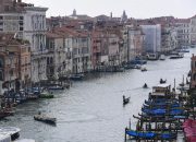 Venesia Tarik Tiket Masuk Harian Rp87 Ribu untuk Wisatawan, Warga Lokal Protes Massal
