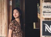 Kim Go Eun Berpose di Gubuk Estetik, Syuting di Indonesia?